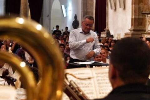 ORQUESTRA SÂNFONICA APRESENTA GRANDE CLÁSSICOS ERUDITOS NO TEATRO SANTA ISABEL