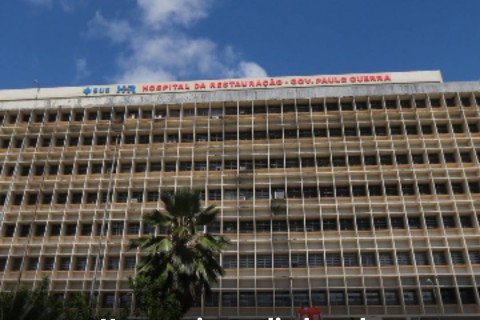 Homem que havia sido incendiado dentro da residência pela companheira, na Rua São João, no município de Canhotinho, Agreste de Pernambuco, morreu na manhã do domingo (1°), no Hospital da Restauração (HR), no Recife.